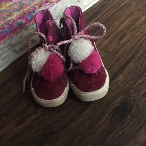 Pom Pom pink little girl shoes